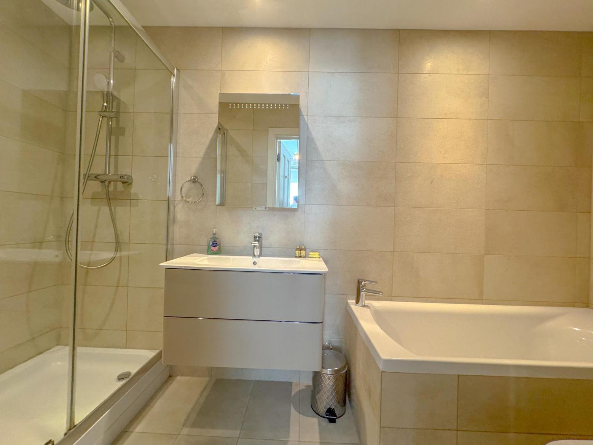 לונדון Whitfield Street Apartments מראה חיצוני תמונה